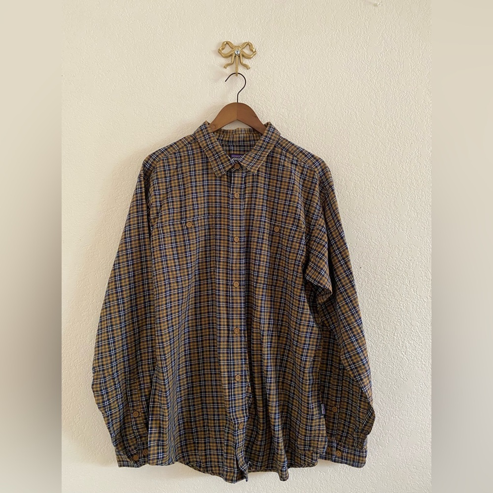Patagonia Flannel Shirt Mens L Organic Cotton Tan Plaid Long Sleeve Button Up